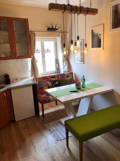 Appartamento Tartini - Private Roof Terrace - Self Check-In Pirano Esterno foto